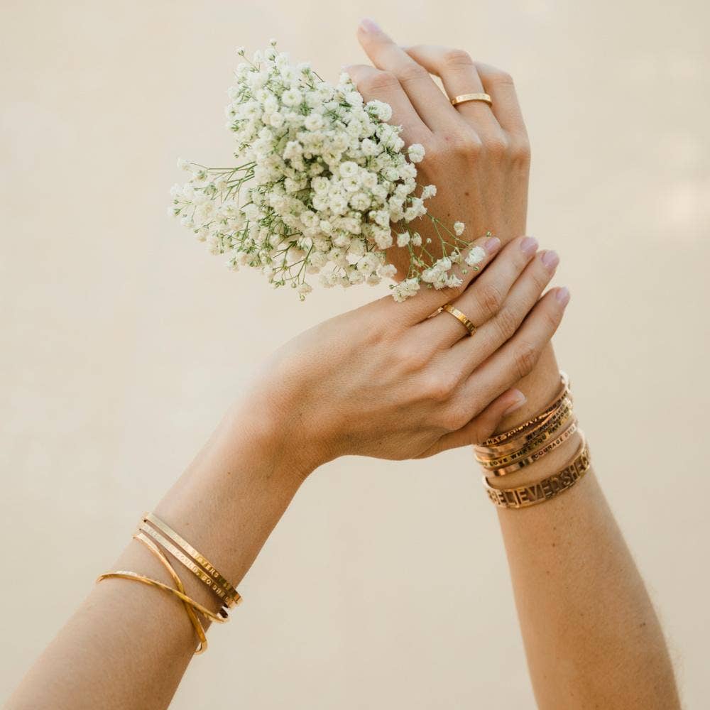MantraBand: Survivor | Yellow Gold - Willow and Queen