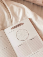Do It: Weekly Planner - Willow and Queen